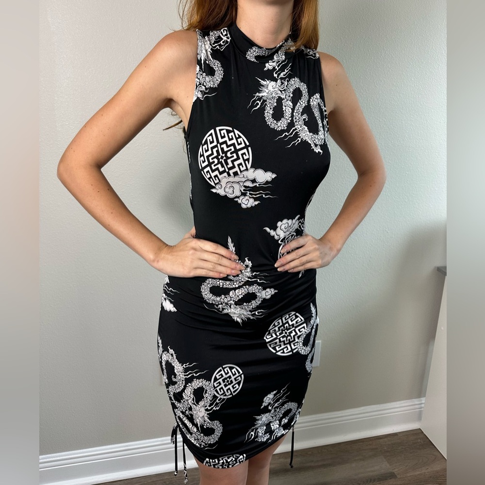 Dragon print halter neck black tunic dress